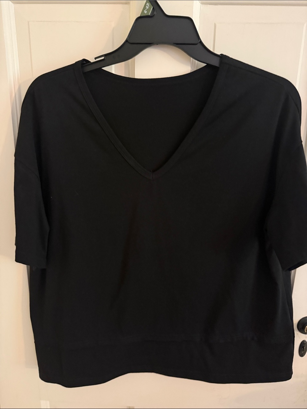 Black V-Neck Women’s Top size XL